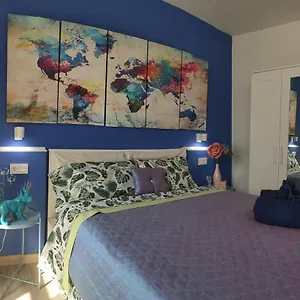 https://loft-merced-malaga.hotelsinnerja.org