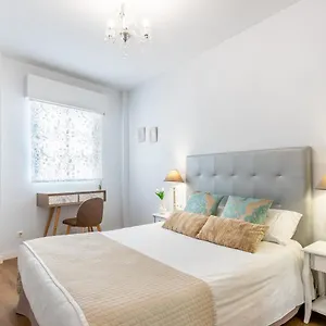 https://gorgeous-apartment-biedmas.hotelsinnerja.org